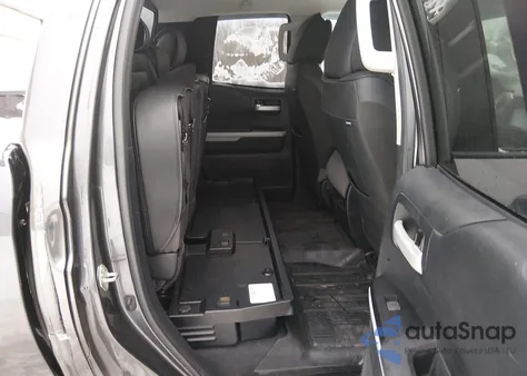 2014 Toyota Tundra Sr5 5.7L V8 z USA, uszkodzony, nr VIN 5TFUY5F18EX348408